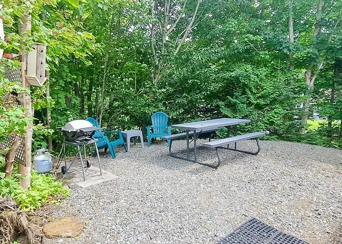 Lakefront Cottage With Full Kitchen, Firepit, Gas Grill, Wifi, A/C