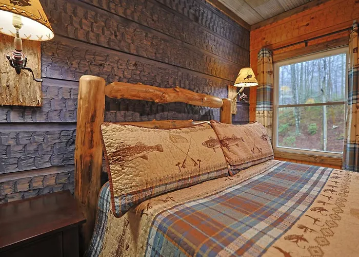 2Br Fishing Cabin W Fire Pit, Hot Tub, Ev Charger