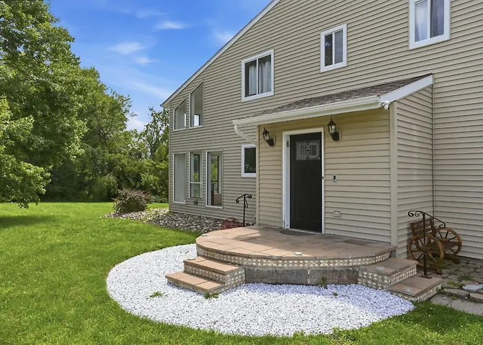 Summit Sanctuary With Ev Ready Mountain Views