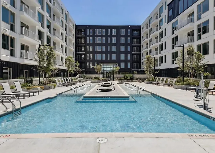 Stylish Nashville Retreat Near Downtown