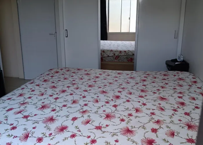 Casa com Piscina e Ar Condicionado