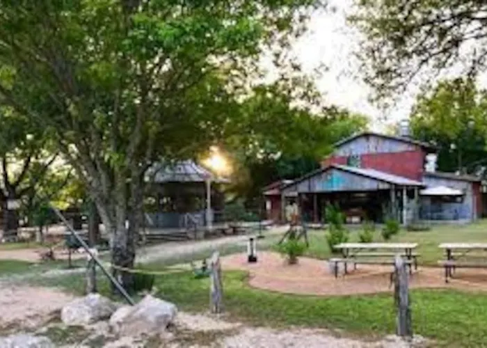 Laurel Canyon - Frio River Haven
