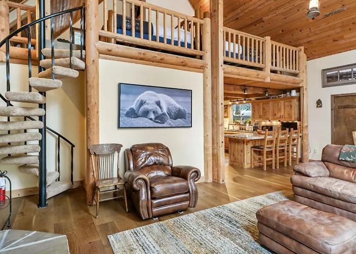 Beartooth Lodge With Hot Tub And Stuart Falls Views