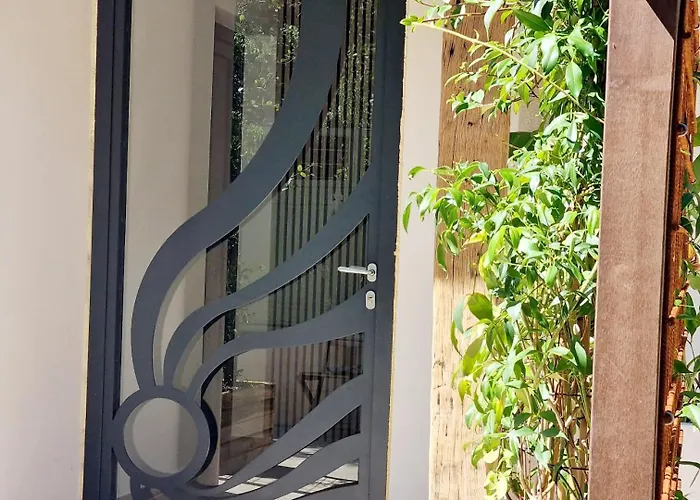 Villa Riviera