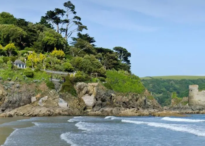 Jack'S Stay, Stylish Apartment, Salcombe, Parking