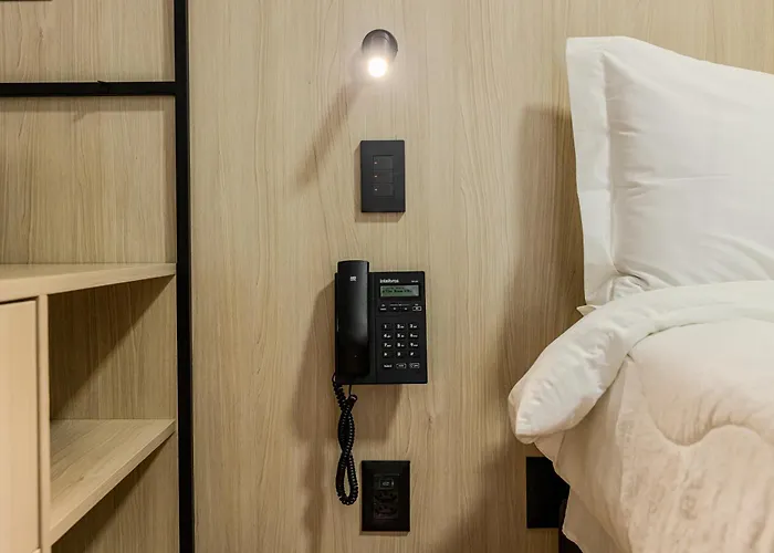 The Room 1902 Jh Palhano