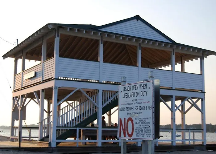 Game Room, Kayaks, Steps To The Ocean!