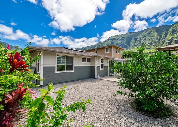 Kalo Homes - Makaha Valley Oasis