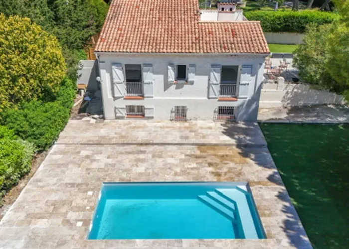 Premium House In Mougins With Private Tennis