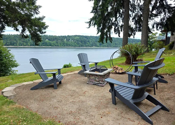 Bremerton Waterfront Views