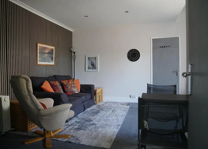Seaford Snug