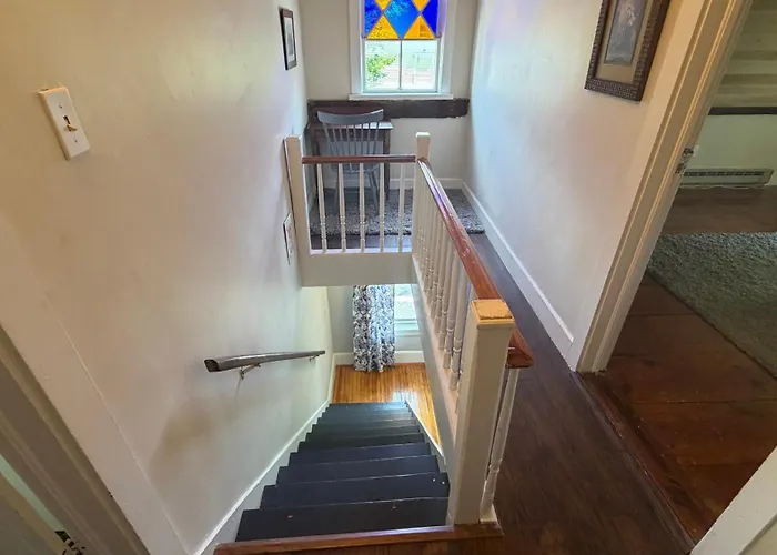 Comfy Downtown Getaway W/ Full Kitchen - Close To The Beach