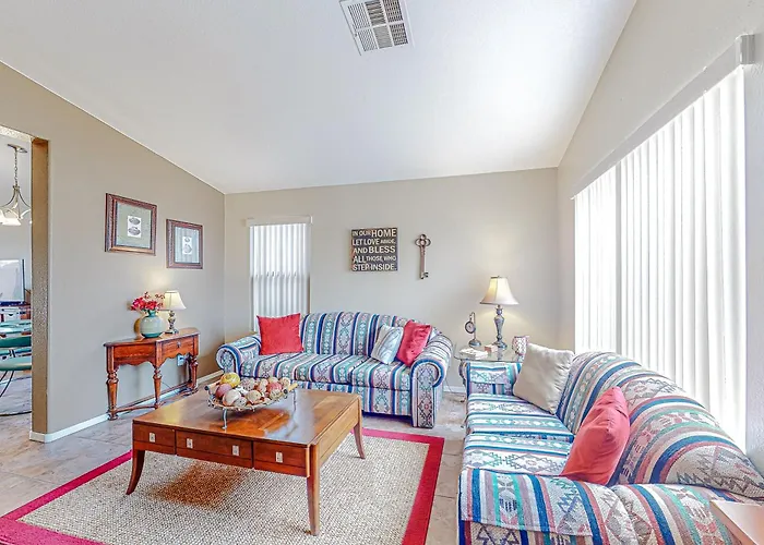 Local Living In Apache Junction