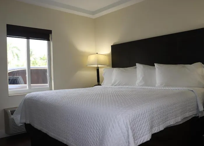 Curtis Inn & Suites