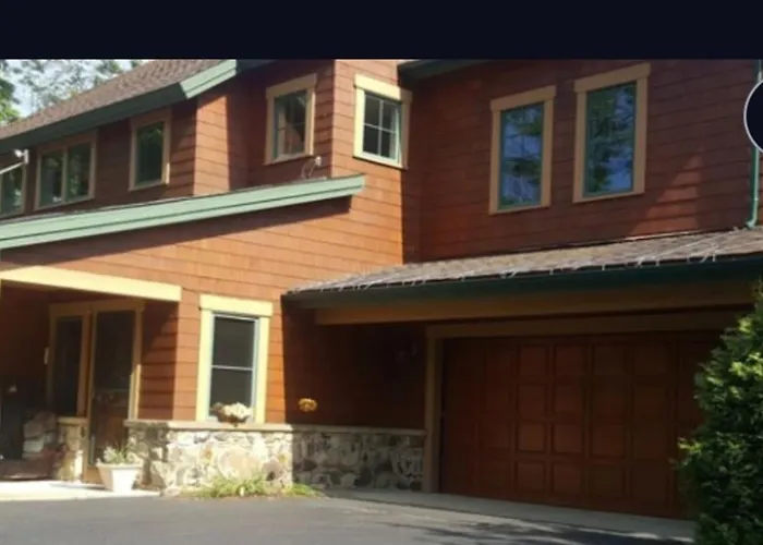 Peek Clubhome