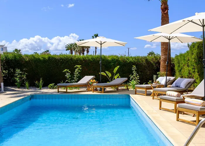 Olivia Del Mar Villa By Nomads - Steps To Beach
