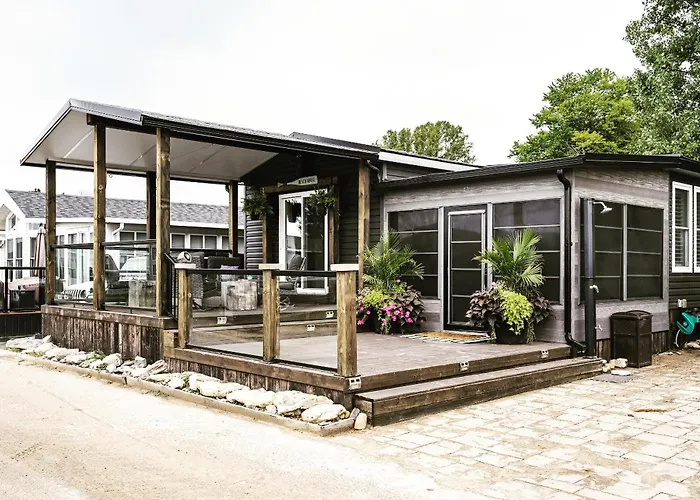 Lakefront Retreat With Fire Pit Perfect For Families