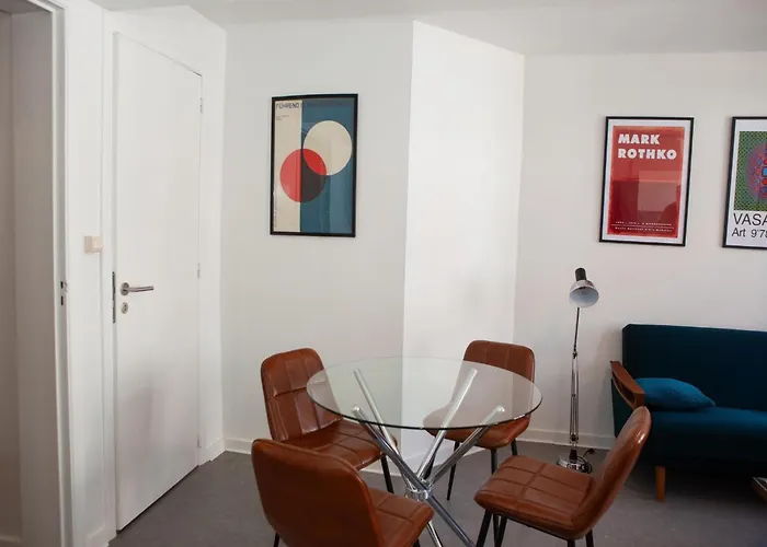Spacious Verviers City House For 14 Guests