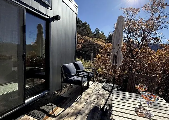 Serene Tiny House Retreat With Botanical Sanctuary & Mountain Views Near Aspen, Basalt, Colorado