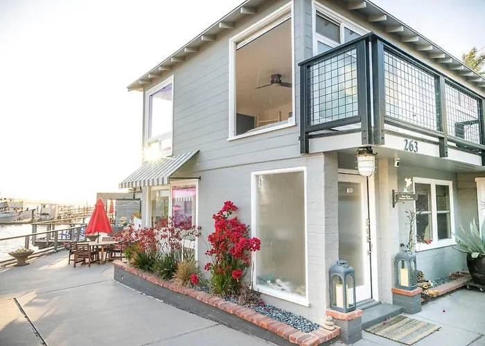 Bayfront Beach House In Morro Bay, Ca