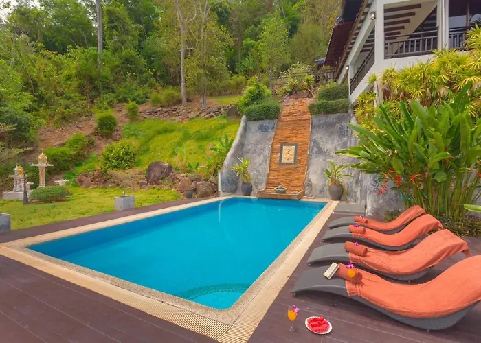 Amazing Seaview And Pool House 2 Beds Karon