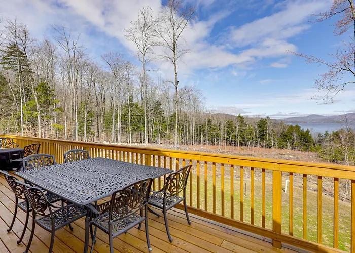 Newfound Lake Getaway: Cabin W/ Deck, Fire Pit