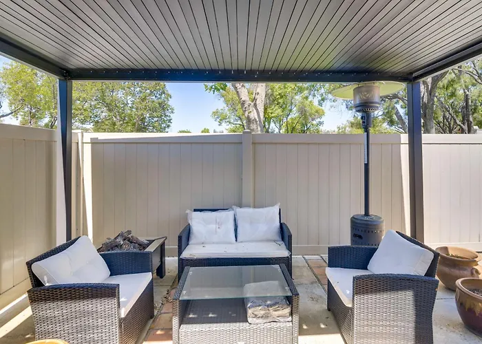 Remodeled Lakehouse | 30 Days Min | Pets Welcome