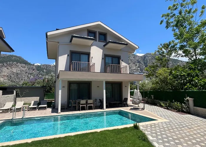 Exclusive Family Villa In Goecek With Private Pool