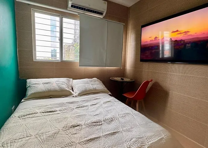 Suíte privativa a 5 minutos da Praia de Boa Viagem
