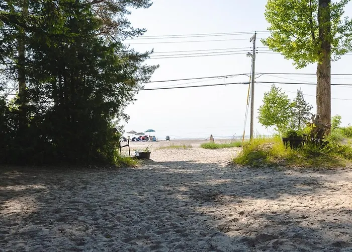 Private Beach Access -Cottage 13