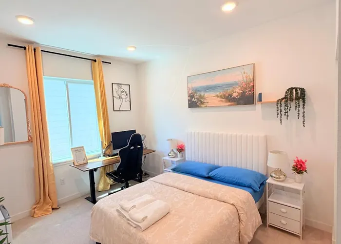 Modern Cozy Room3 In Shared Home, Near Seatac, Mt Rainier