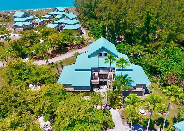 Pool Access! Private Island Condo In Placida