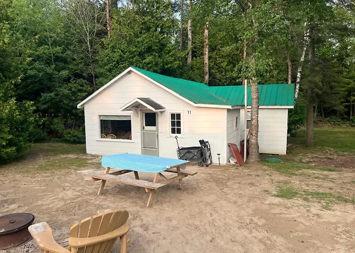 Private Beach Access -Cottage 11