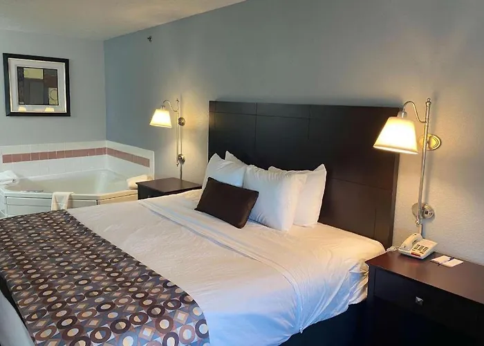 Baymont By Wyndham Danville Il