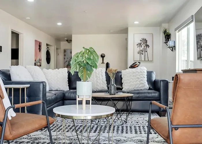 Spacious 5Br, Lax, Beach, Sofi-Sleeps 16