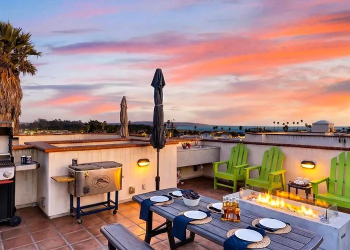 Stimson Coastal Luxury By Avantstay