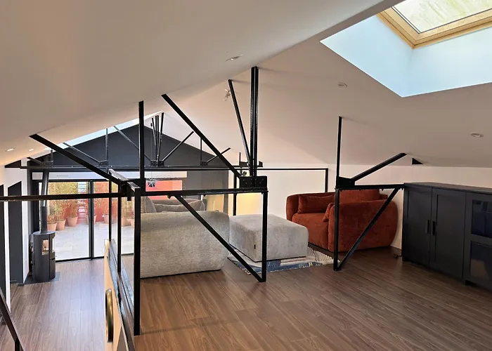 Magnifique Loft Industriel-Chic Avec Patio