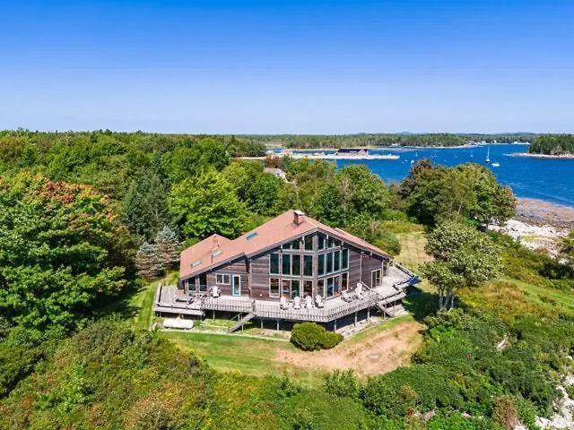 Clark Point Cottage, Ocean Access, Panoramic Views