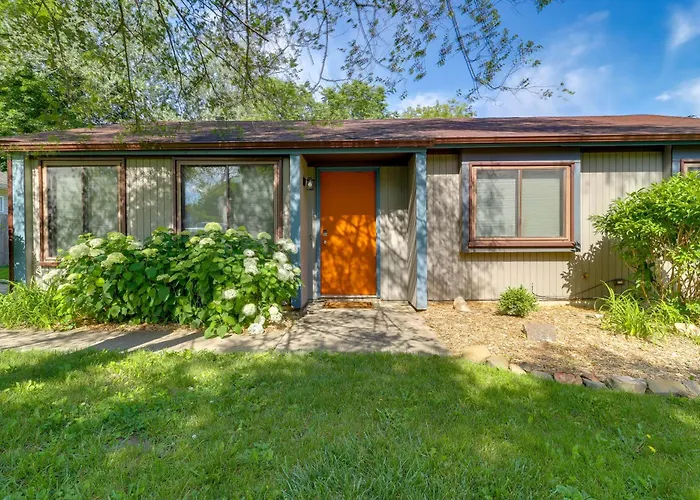 4 Mi To U-M Campus! Extended Stays Welcome!