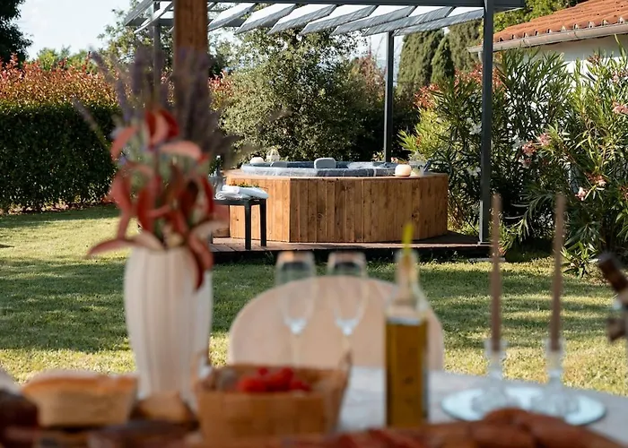Casa Le Camelie Idromassaggio E Relax Lucca