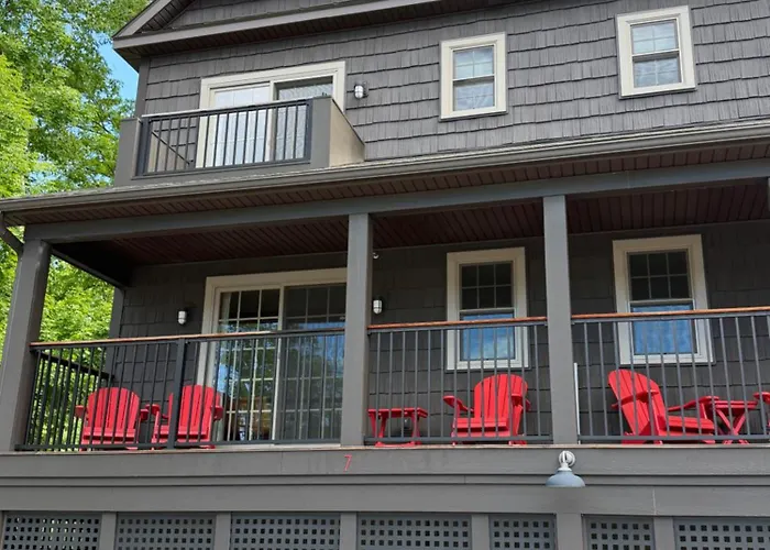 Deluxe Lodge Lakefront On Lake George #7
