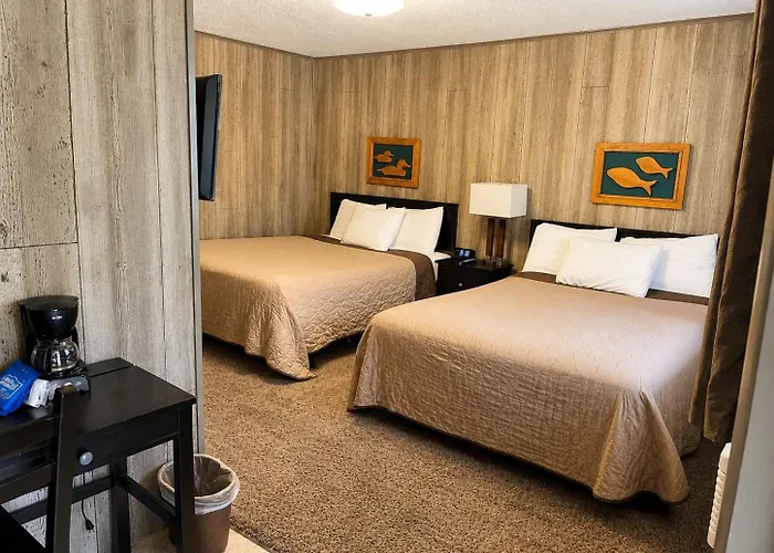 Room 25-2 Queen Suite -Woodland Motor Lodge