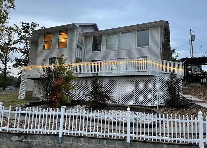 Luxury Lakefront Home With Private Dock 5Br5Ba