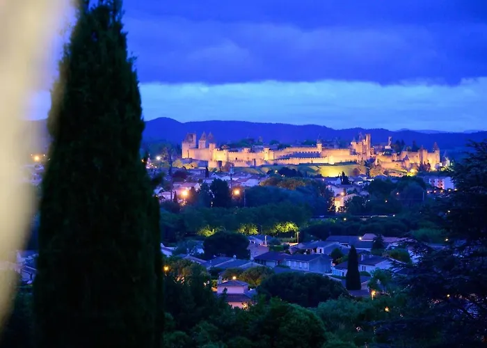 Inn Love With Carcassonne