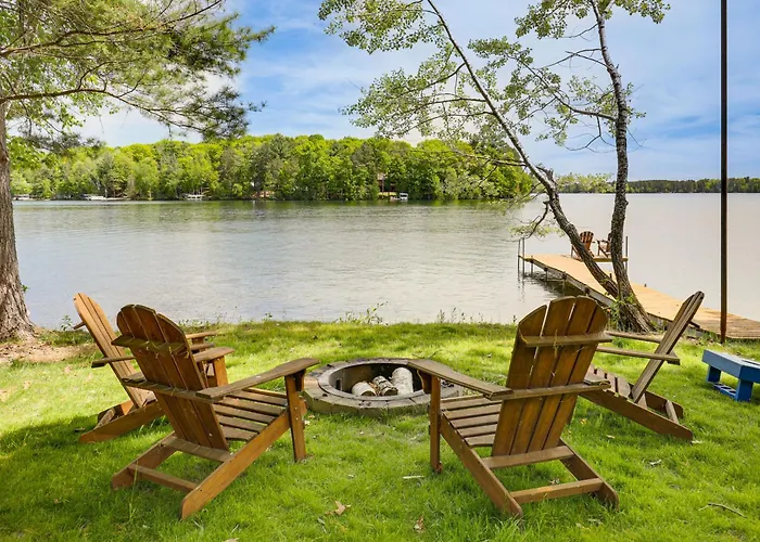 Boat, Fish, Relax! Crescent Lake Retreat W/ Dock