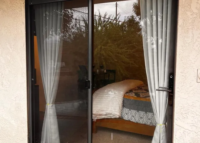 Private Guest Room