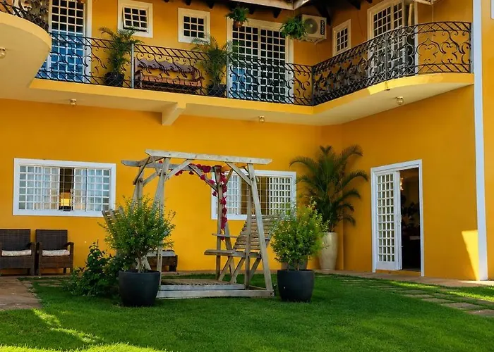 Villa Das Calliandras