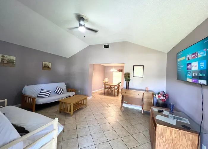Sleeps 10 Garage And Parking Near Kings Bay I-95