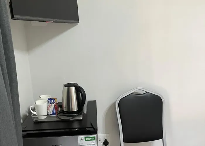 Lungi And Rendzo Guesthouse