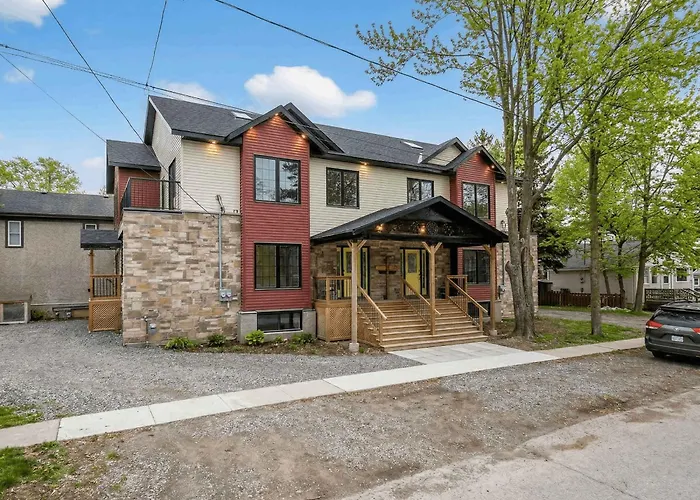 Huge Family Home 3Br 3Ba Sleeps 12